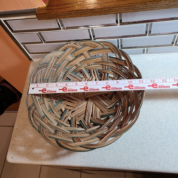 Round Wicker Basket 11 Inch Diameter. 3 Inch Tall. - Picture 7 of 13